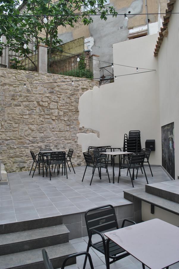 Hostal Universitat Cervera  Exteriör bild